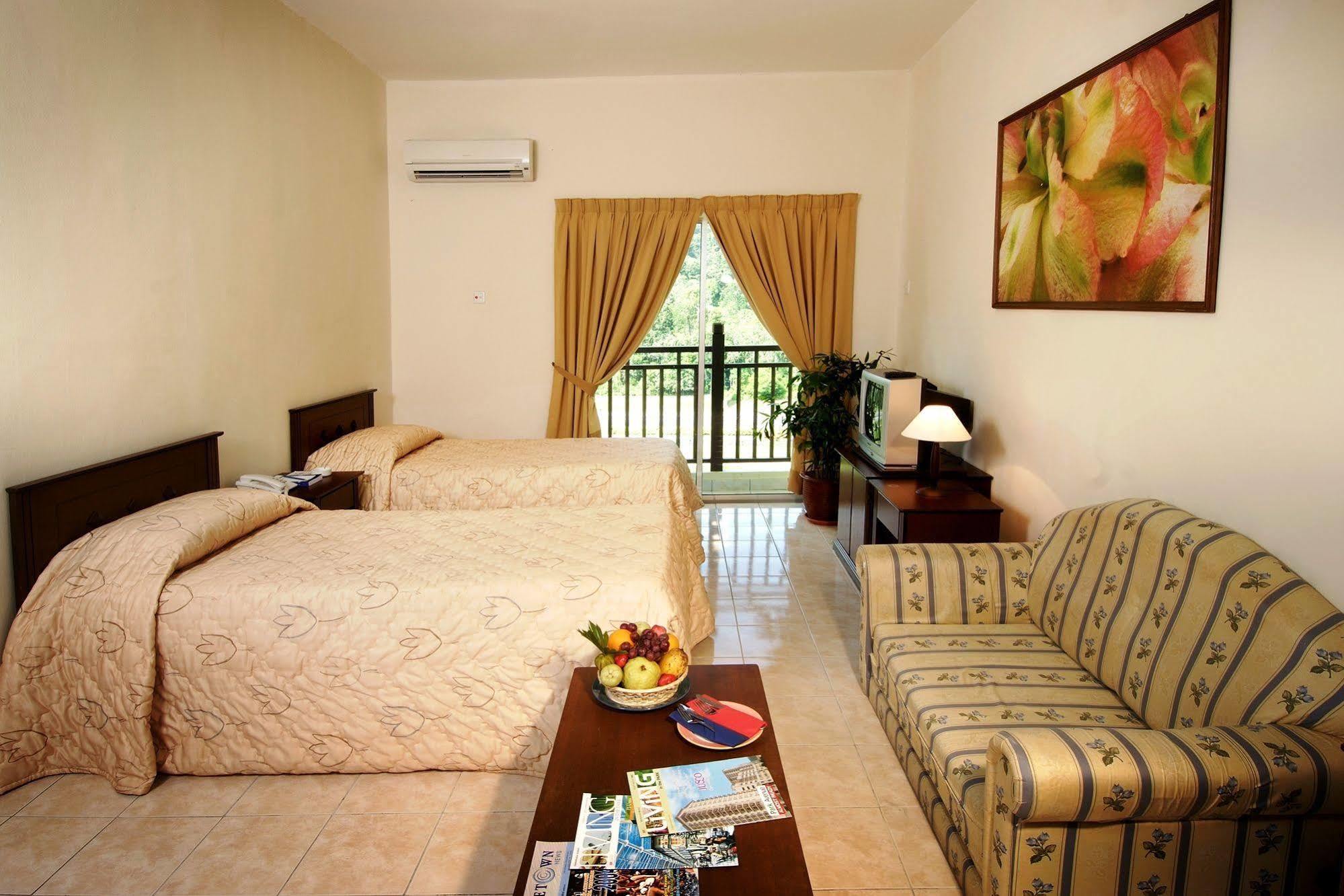 بوكيت ميراه Suria Service Apartment-Hotel المظهر الخارجي الصورة