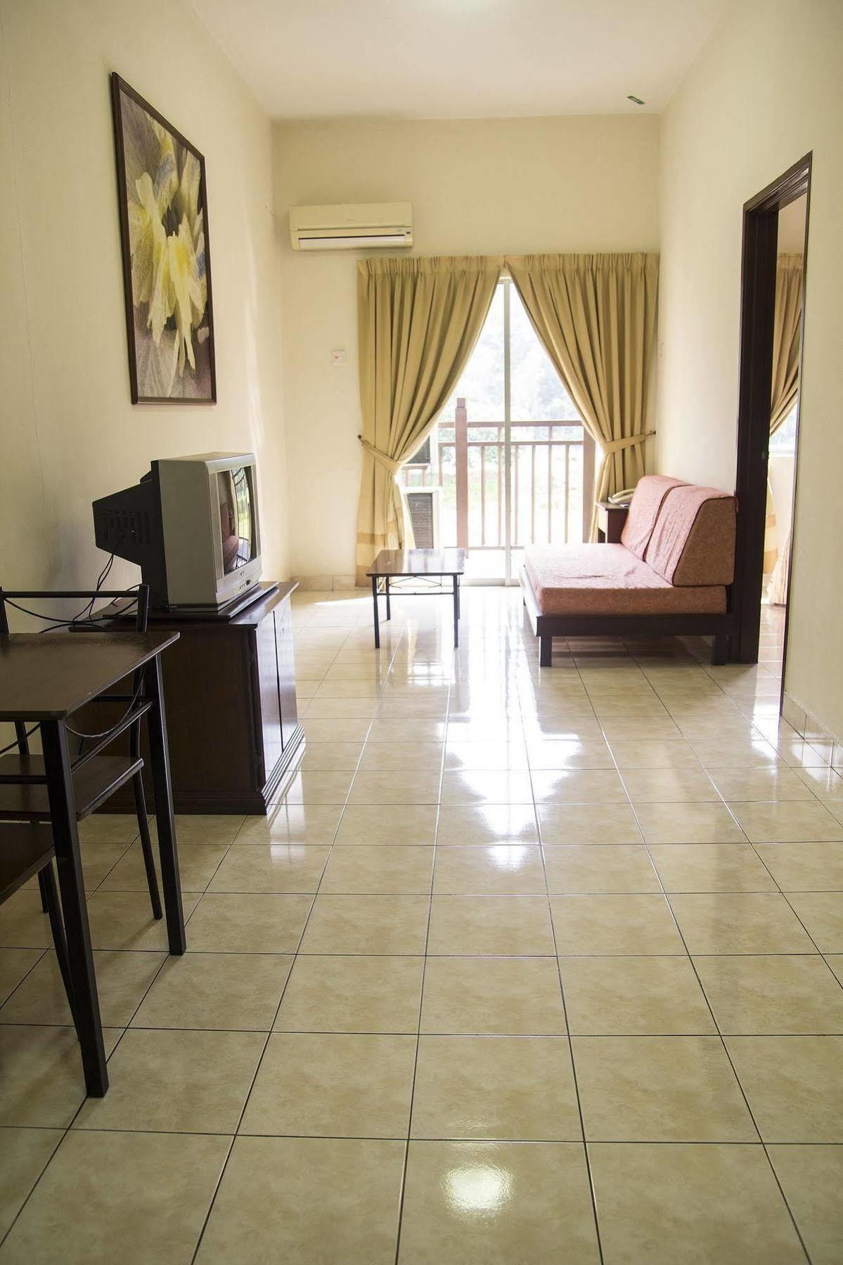 بوكيت ميراه Suria Service Apartment-Hotel المظهر الخارجي الصورة